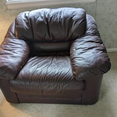 Nice, Quality Leather Chair