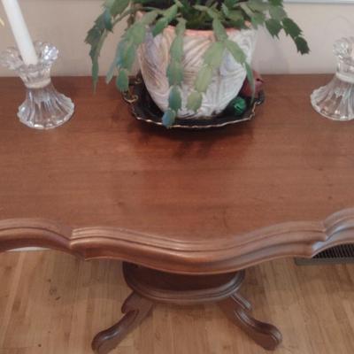 Wooden Accent/Entryway Table