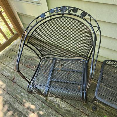 3 Pieces Wire Meshed Patio Deck Furniture 2 Chairs & Table