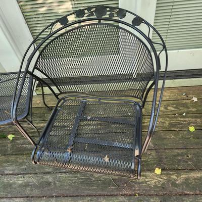 3 Pieces Wire Meshed Patio Deck Furniture 2 Chairs & Table
