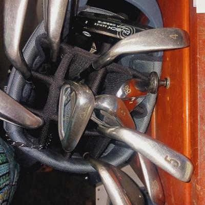 GOLF CLUBS & PING BAG