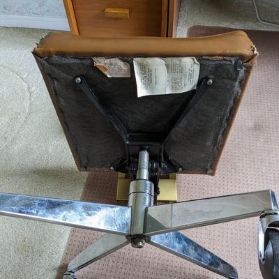 Sweet Vintage Desk Chair