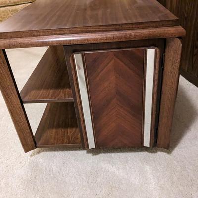 Vintage Very Functional End Table