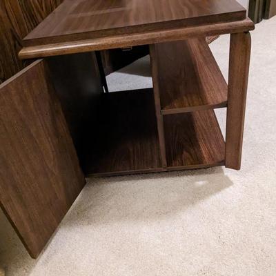 Vintage Very Functional End Table