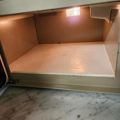 Vintage 80's Little Litton Microwave Apartment RV