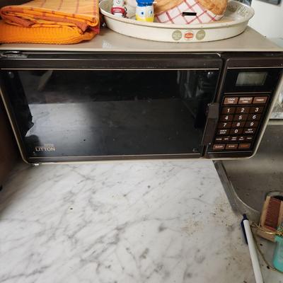 Vintage 80's Little Litton Microwave Apartment RV