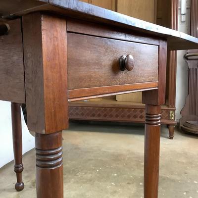 1159 Antique Dropleaf Single Drawer Table