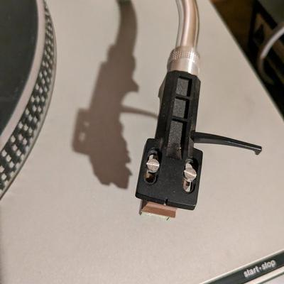 Vintage Technics SL-B5 Turntable