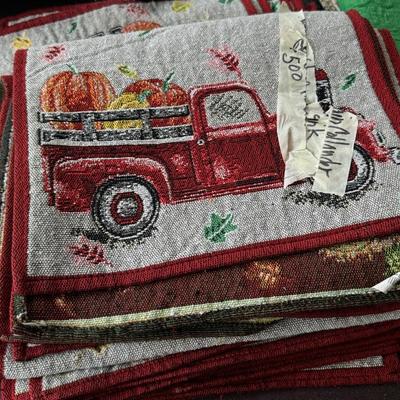 Lot of 30 Placemats for all occasions