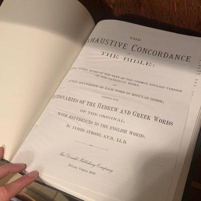 Jesus Christ Collectible Plates with Christian Books & Art (BDF-HS)