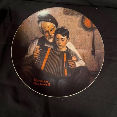 Six Norman Rockwell Plates (BDF-MG)