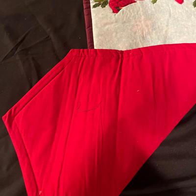 Christmas Linens & More (BDF-MG)