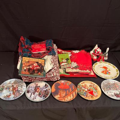 Christmas Linens & More (BDF-MG)