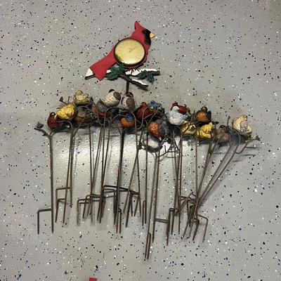 Feathered Friends Garden Decor (G-RG)