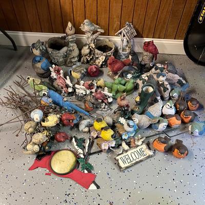 Feathered Friends Garden Decor (G-RG)