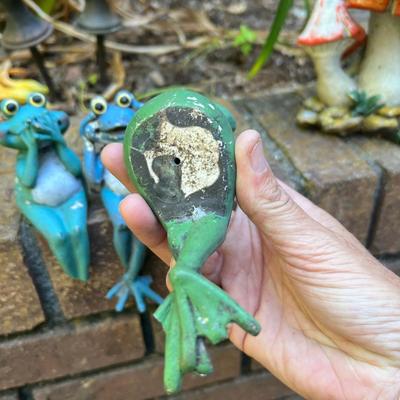 Hosley Potteries & Other Pond Friends Yard Art (G-RG)