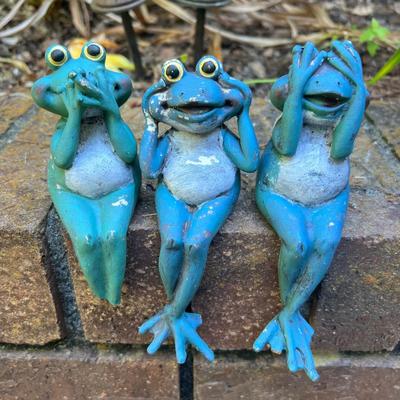 Hosley Potteries & Other Pond Friends Yard Art (G-RG)