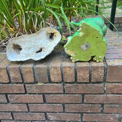 Hosley Potteries & Other Pond Friends Yard Art (G-RG)