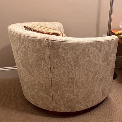Swivel Chair w/ Wooden Base (GB2-DZ)
