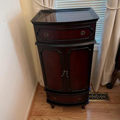 Standing Jewelry Armoire