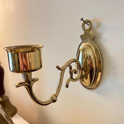 Vintage Contemp. Decorative Lot - Bombay Co., Brass, Wall Sconces etc.