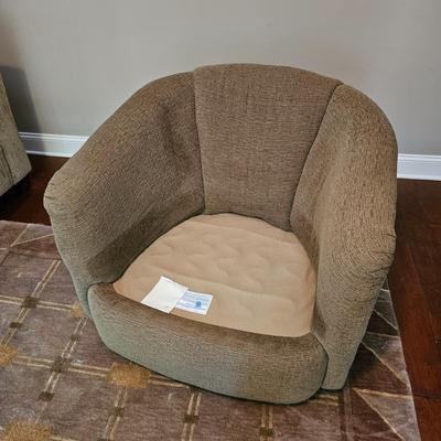 Swivel Fabric Arm Chair (LR-JS)