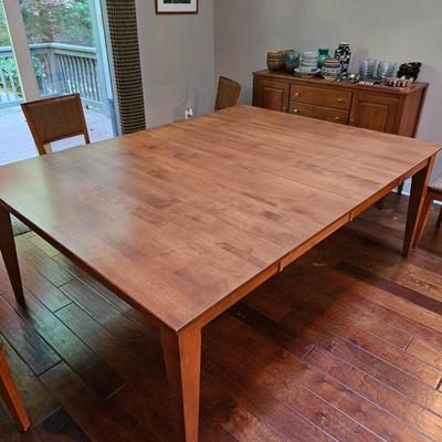 Canadel Dining Table & Two Leaves (DR-JS)