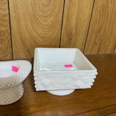 Decorative Scale & Pitchers