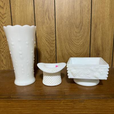 Decorative Scale & Pitchers