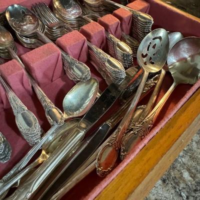 Silverware Set