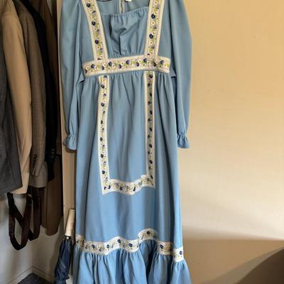 Men’s & Womens Clothing