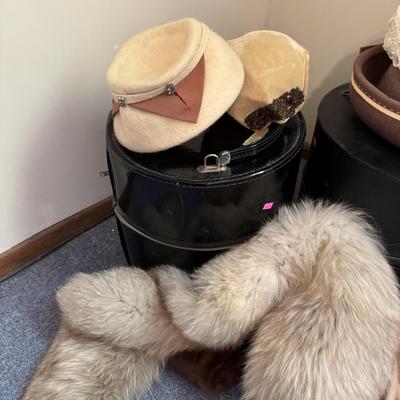 Women’s Vintage Hats