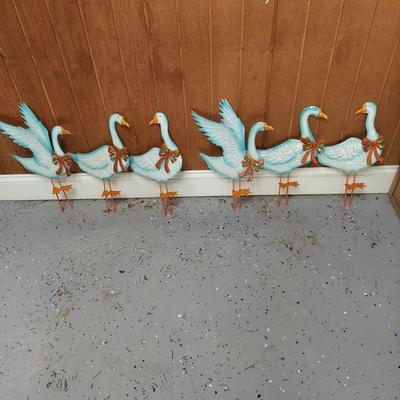 Holiday Yard Decor (G-BBL)