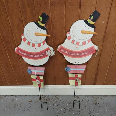Holiday Yard Decor (G-BBL)