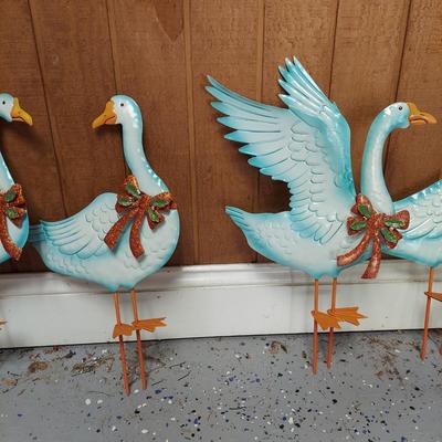 Holiday Yard Decor (G-BBL)