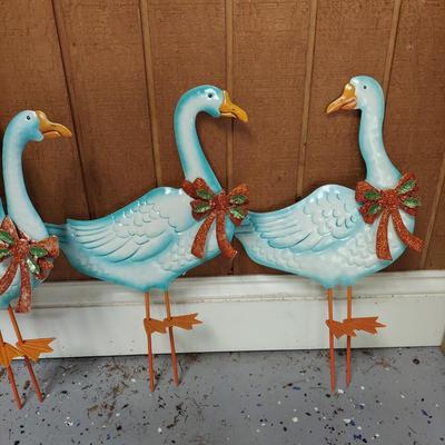 Holiday Yard Decor (G-BBL)