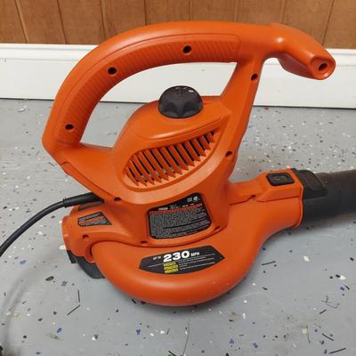 Black and Decker Leaf Blower and More Gardening Supplies (G-BBL)