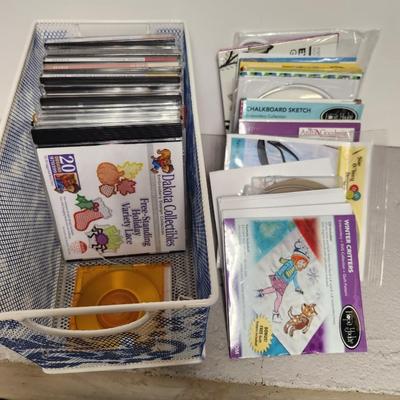 Metal basket of embroidery disks