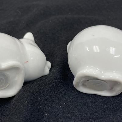 White Pig Pigs Piggies Ceramic Salt and Pepper Shaker Set