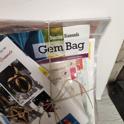 Block books and 2 bundles of kits