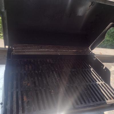 Weber Three Burner 'Spirit' Grill with Cover