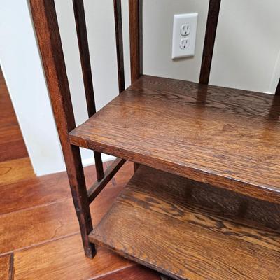 Vintage Oak Display Stand (DR-JS)