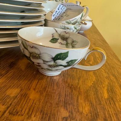 Meito Norleans Livonia