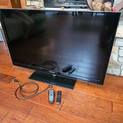 Samsung 46" Flat Screen TV & Amazon Fire Stick (LR-JS)