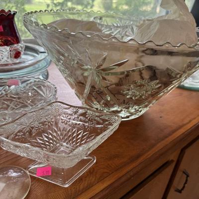 Glass party ware