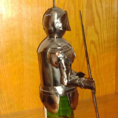 Metal Knight Design Wine Bottle Cover