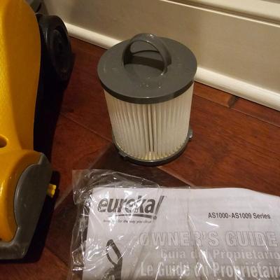 Eureka AirSpeed Gold Vacuum & Accessories (EC-JS)