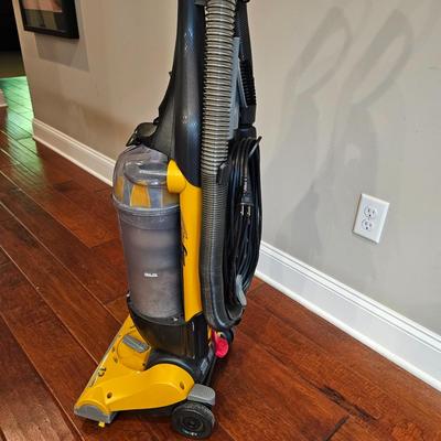 Eureka AirSpeed Gold Vacuum & Accessories (EC-JS)