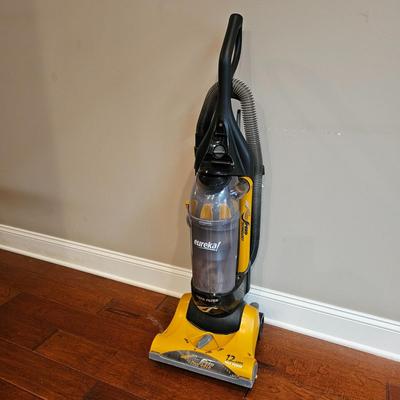 Eureka AirSpeed Gold Vacuum & Accessories (EC-JS)