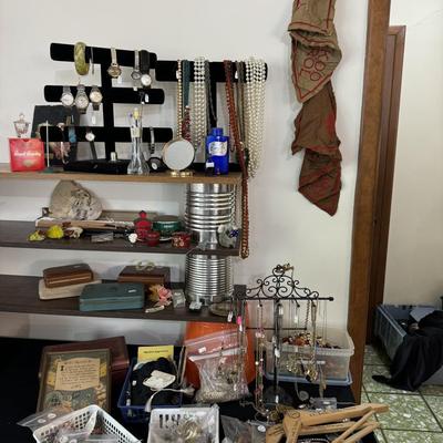Jewelry and boxes